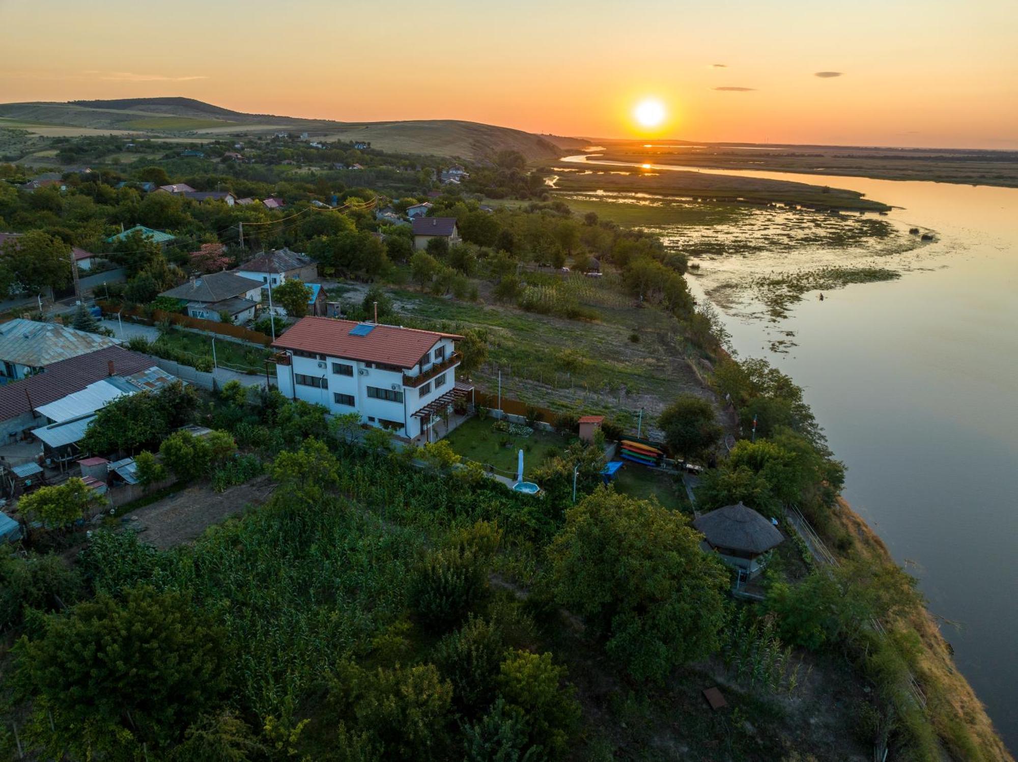 Laguna Nuferilor Habitat Somova Exteriér fotografie